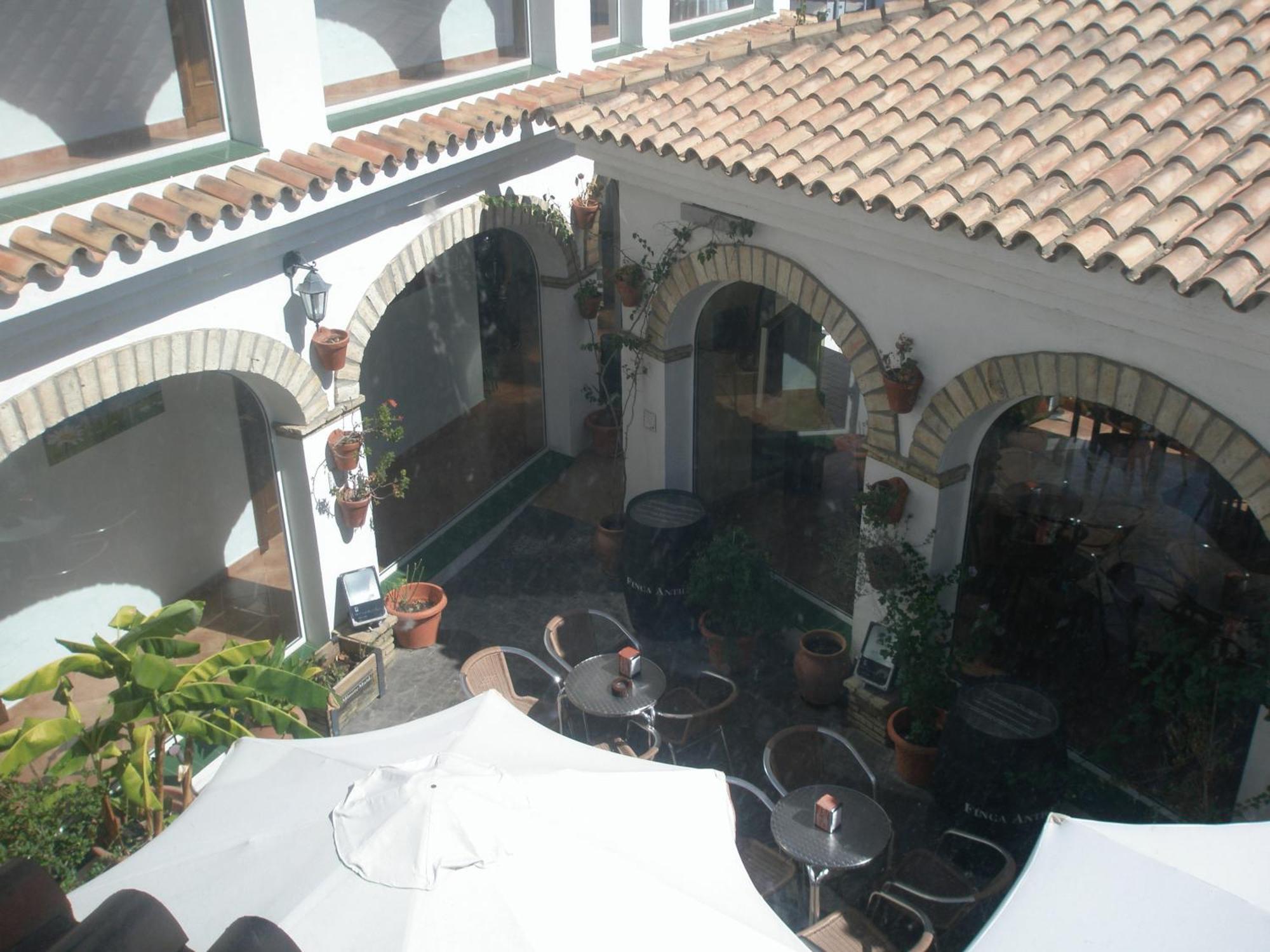 Hotel Cortijo Los Gallos Chiclana de la Frontera Exteriör bild