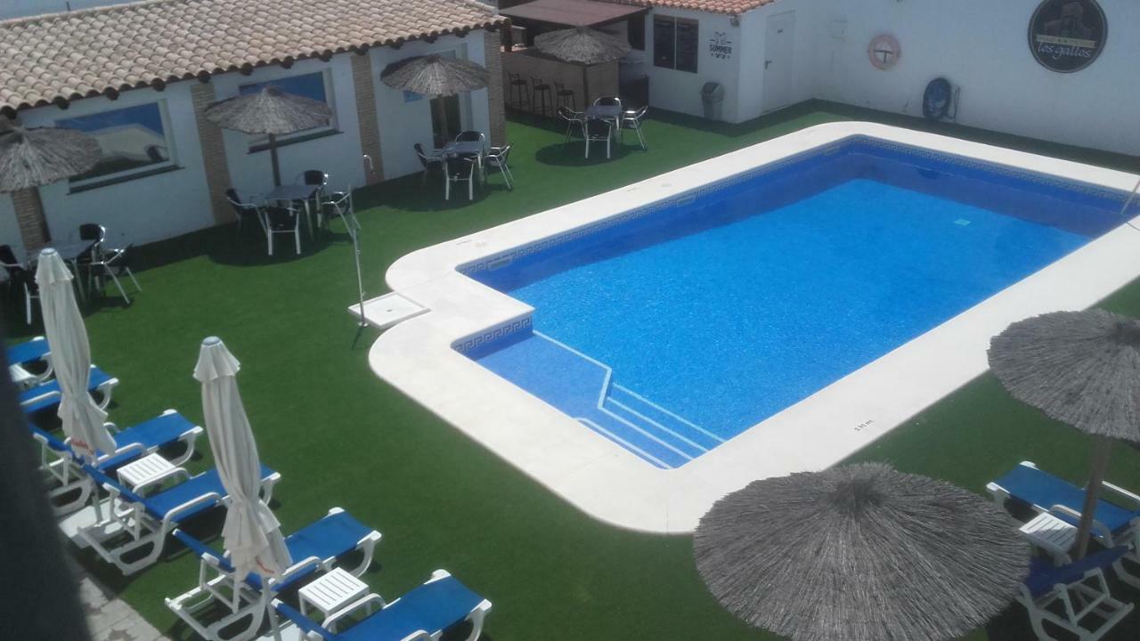 Hotel Cortijo Los Gallos Chiclana de la Frontera Exteriör bild